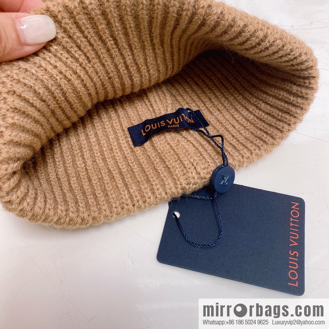 LV Louis Vuitton autumn and winter wool knitted wool hat