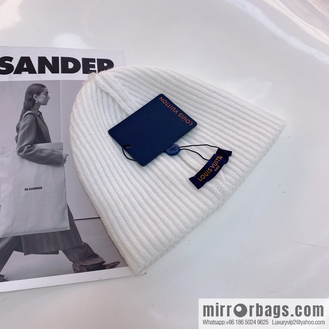 LV Louis Vuitton autumn and winter wool knitted wool hat