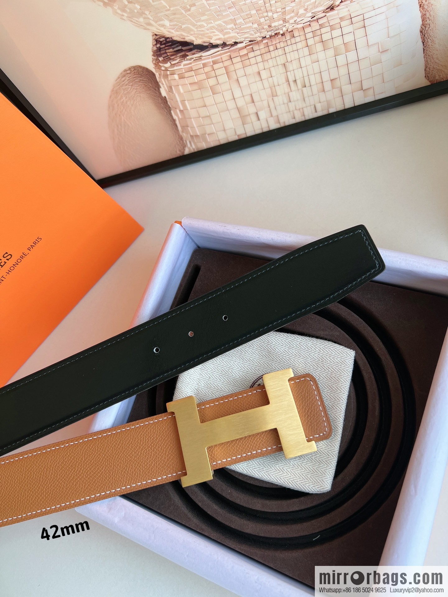 Hermes, carefully crafted 42mm men's belt