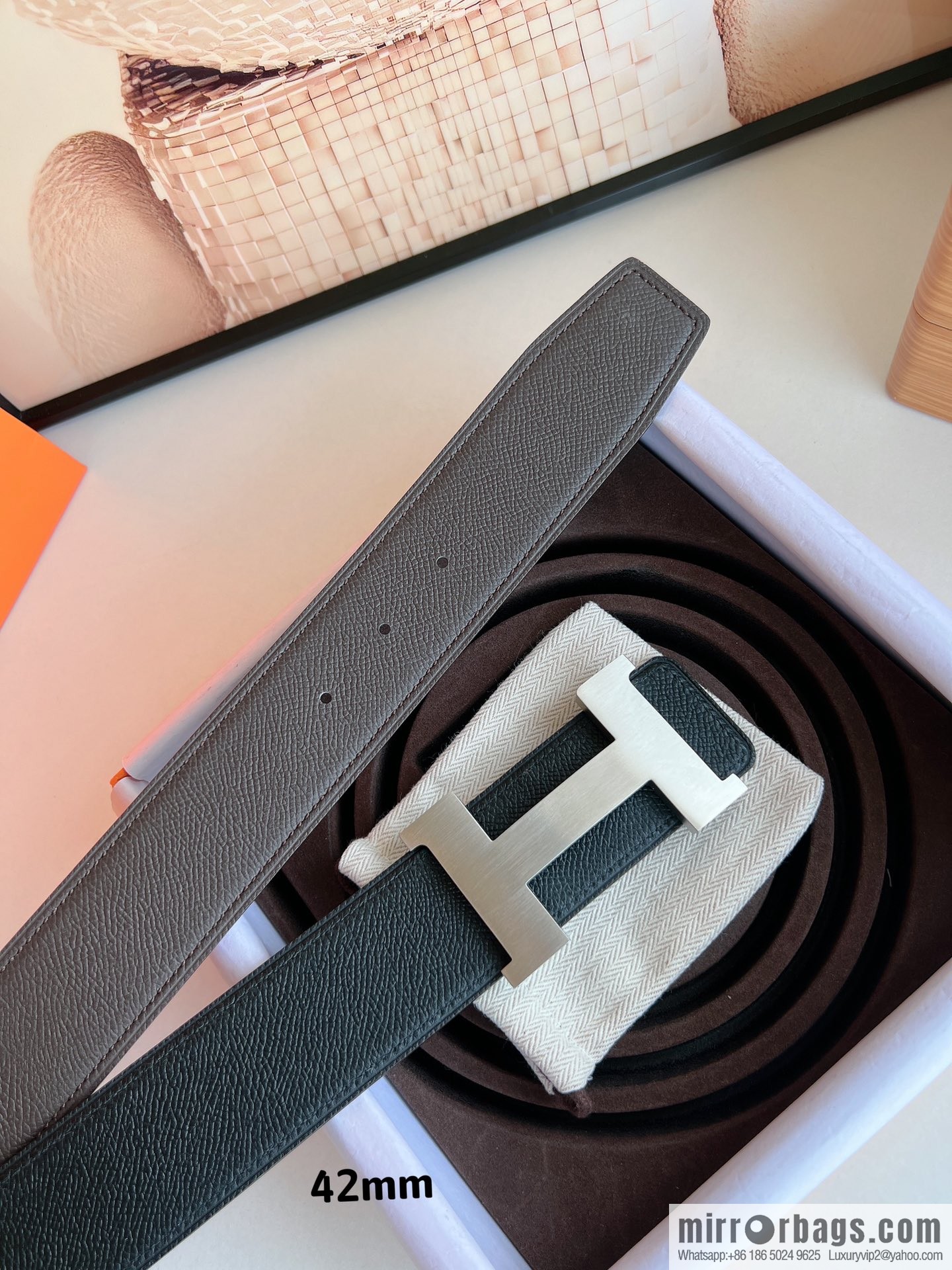 Hermes, carefully crafted 42mm men's belt
