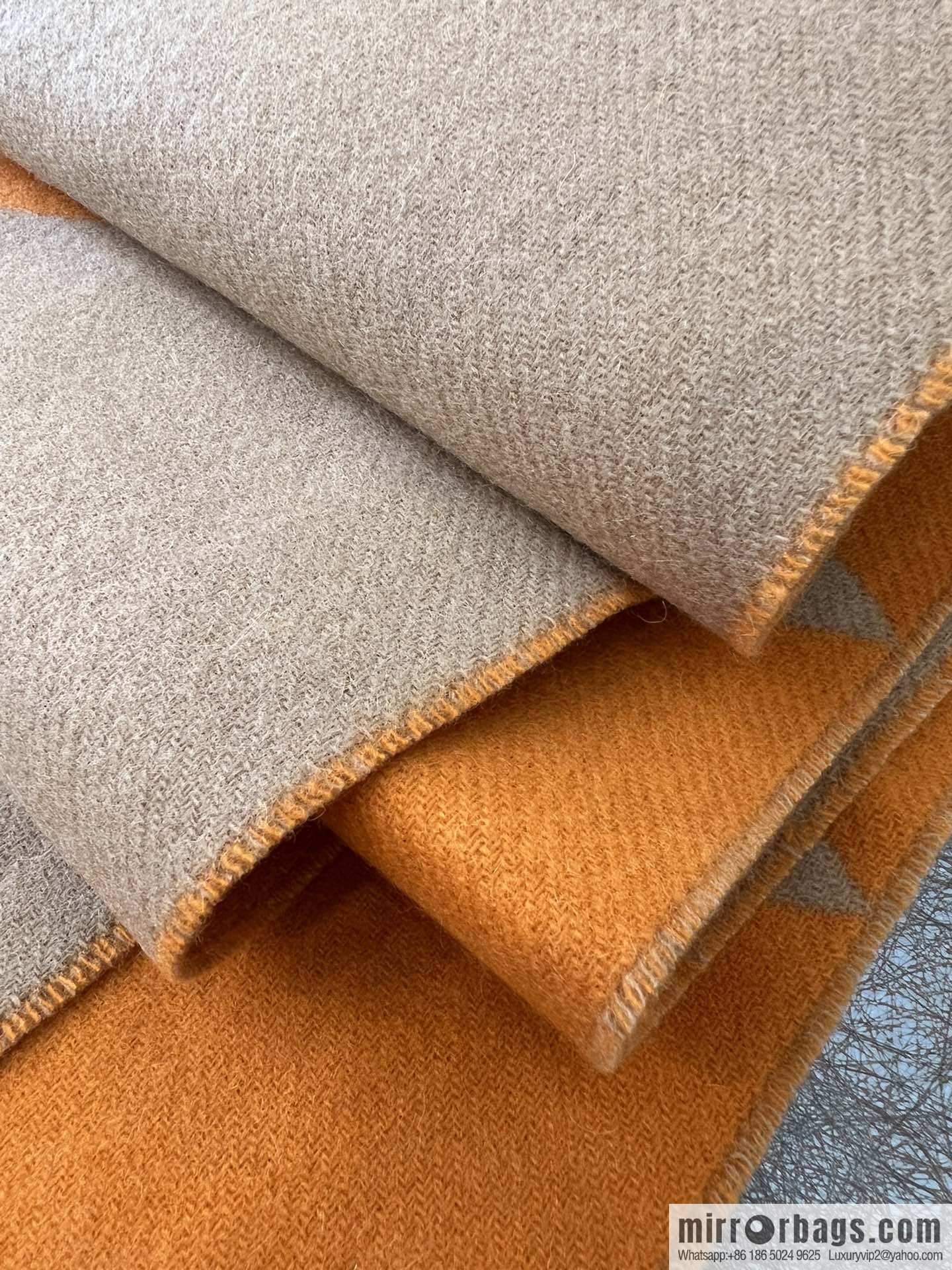 Hermes Unisex Double-Sided Cashmere Scarf