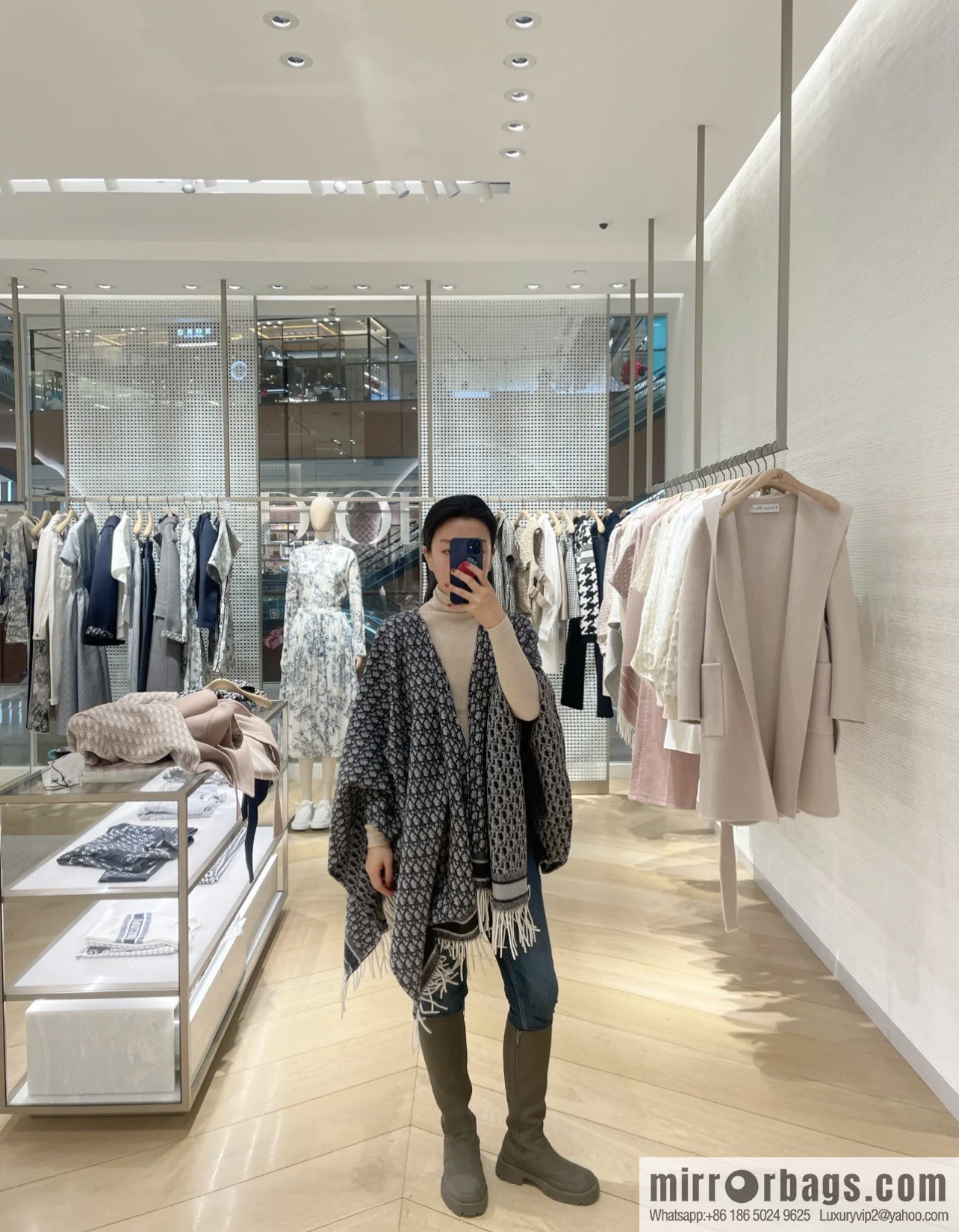 Dior Oblique Bookmark Cloak