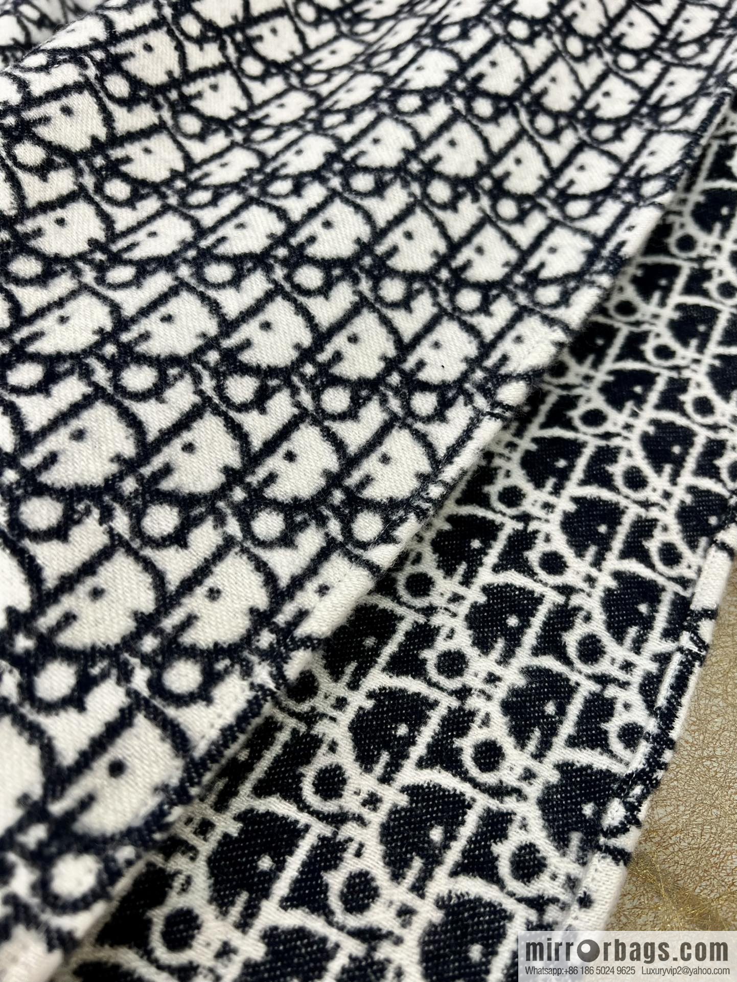 Dior Oblique Bookmark Cloak