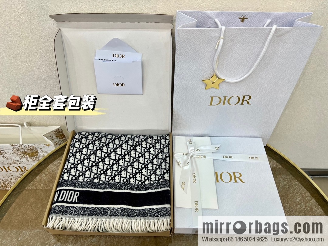 Dior Oblique Bookmark Cloak