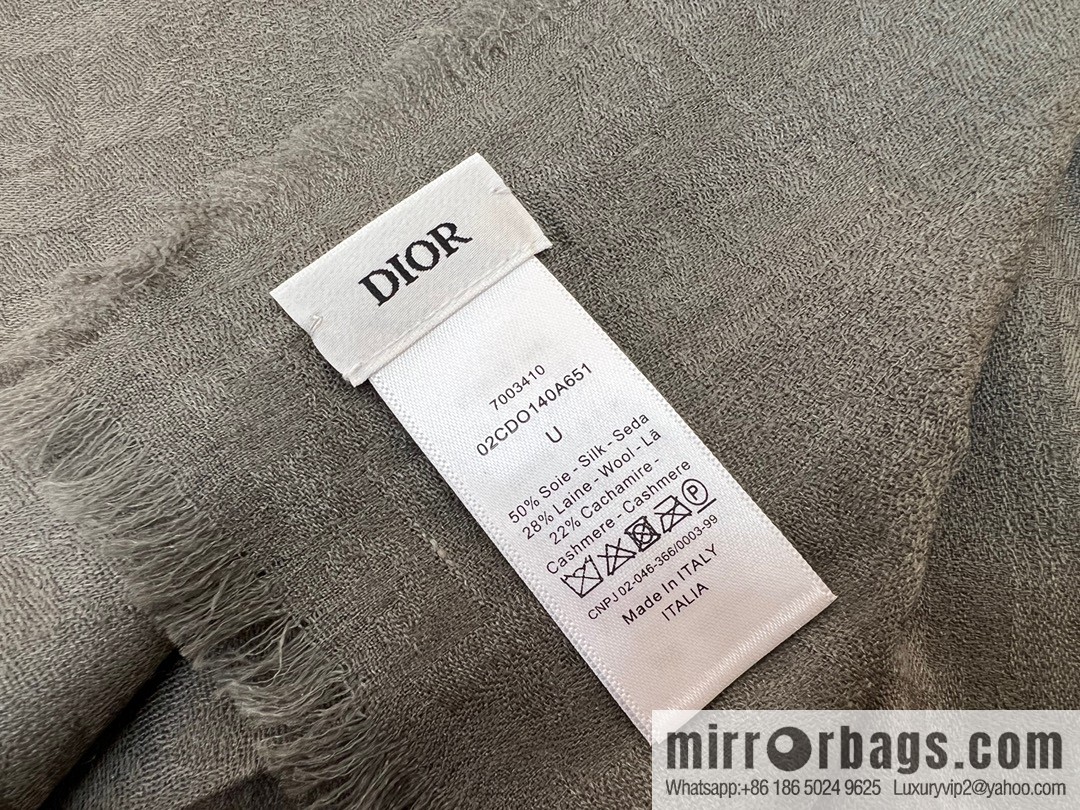 Dior Dior soft glutinous fluff cashmere square towel