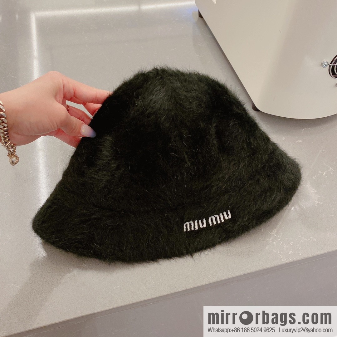 Miumiu miumiu rabbit fur top hat