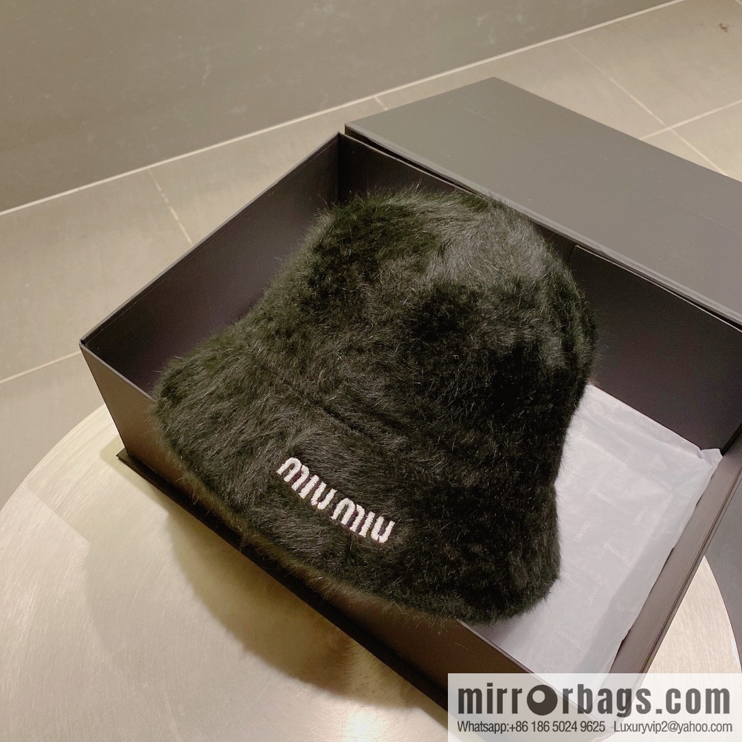 Miumiu miumiu rabbit fur top hat
