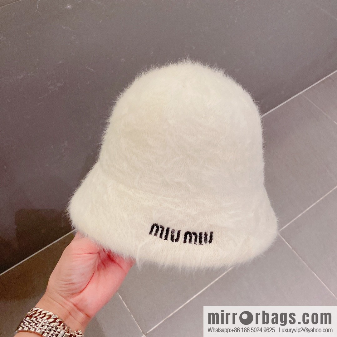 Miumiu miumiu rabbit fur top hat