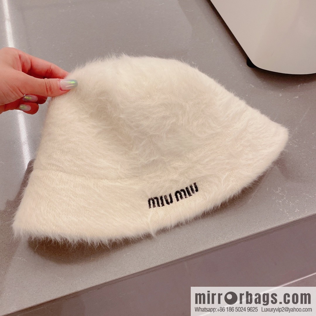 Miumiu miumiu rabbit fur top hat