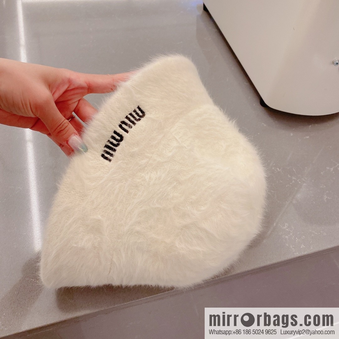 Miumiu miumiu rabbit fur top hat