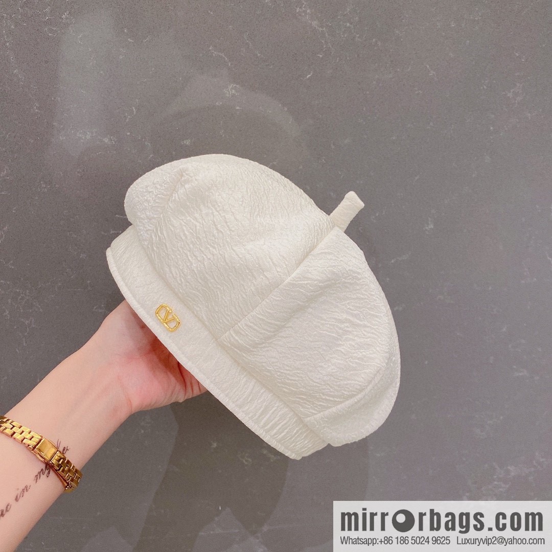 VAENTINO Valentino Fall 2022 New Beret