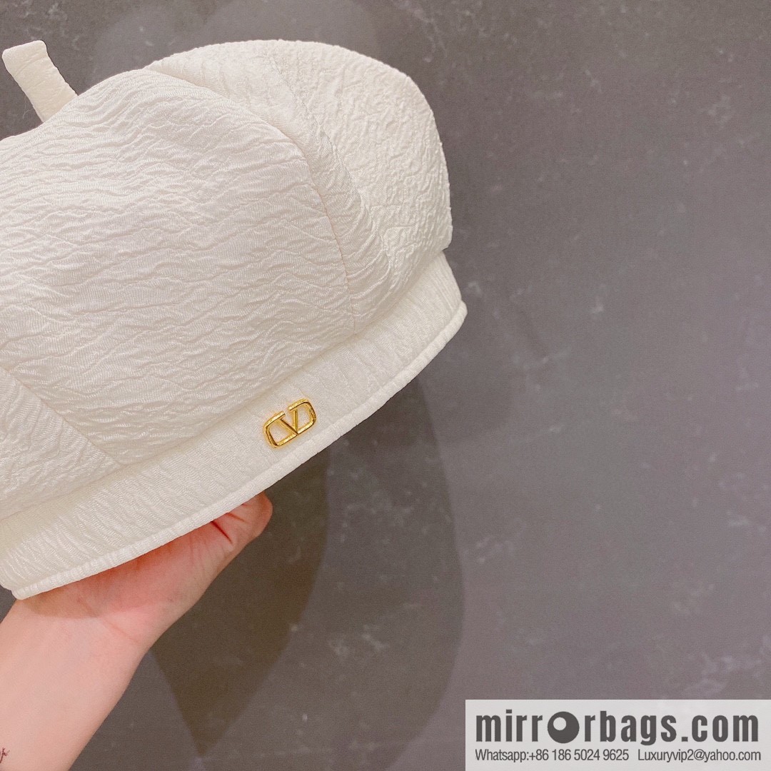 VAENTINO Valentino Fall 2022 New Beret