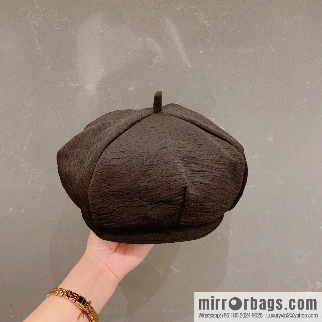 VAENTINO Valentino Fall 2022 New Beret