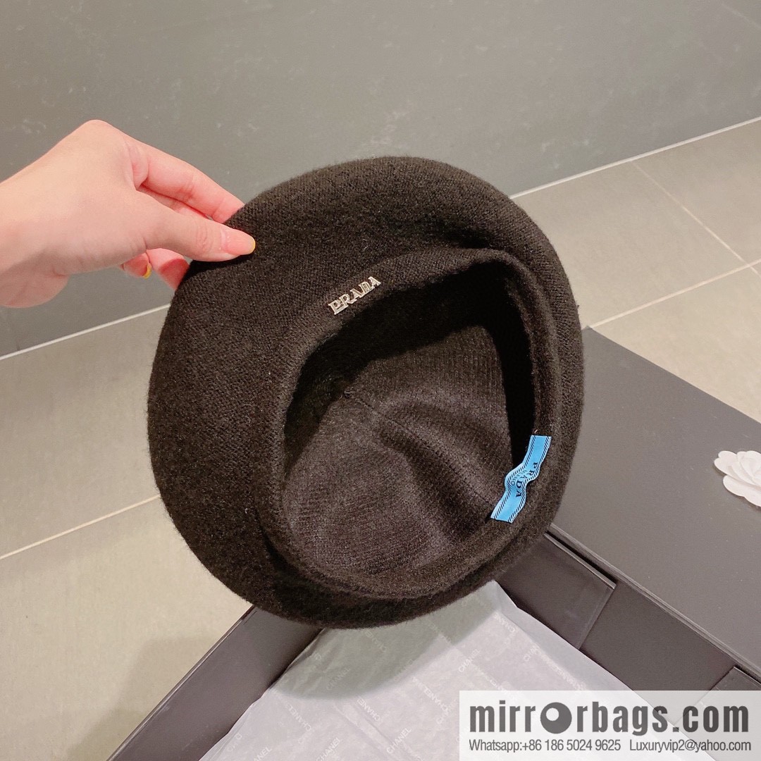 Prada 2022 autumn and winter new beret