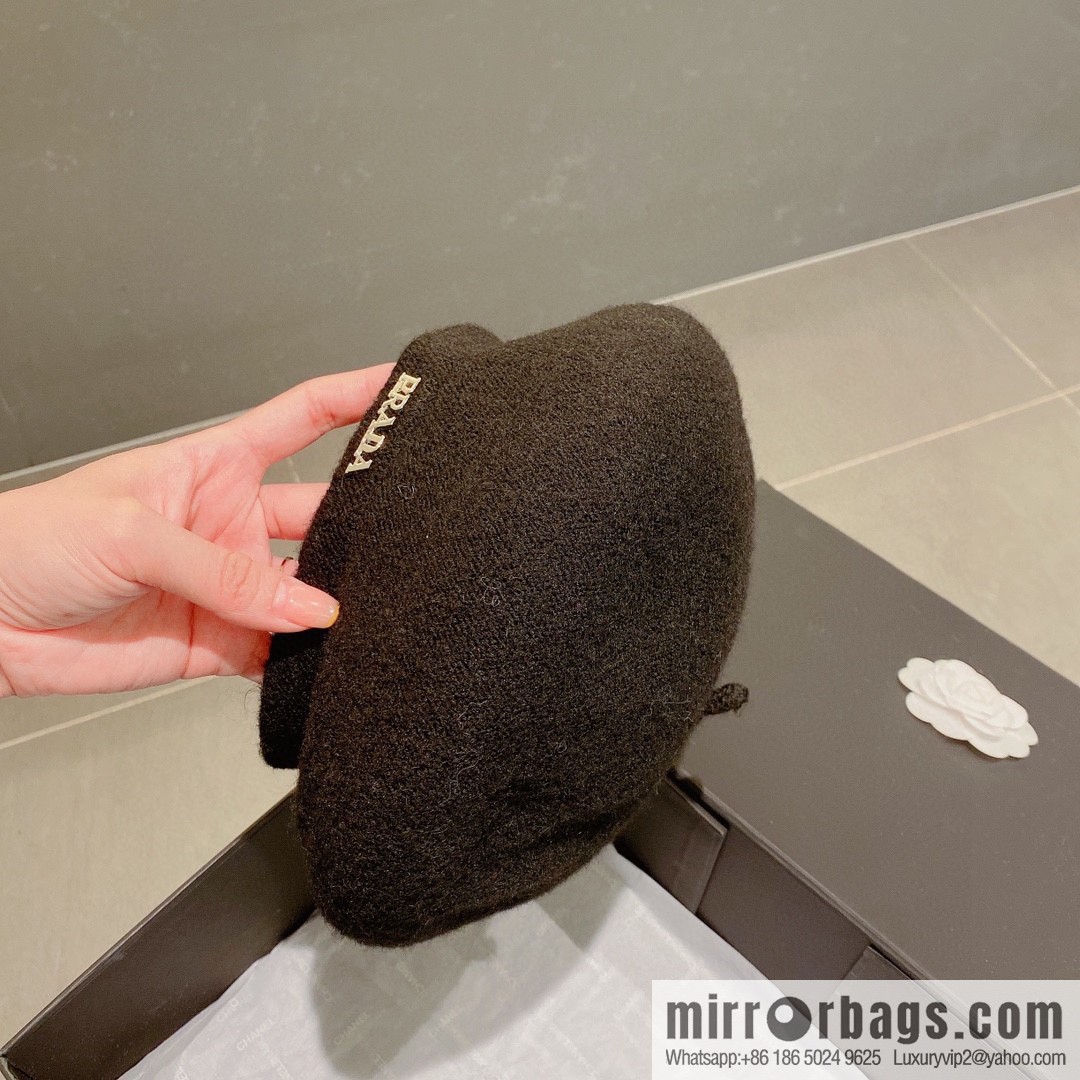 Prada 2022 autumn and winter new beret