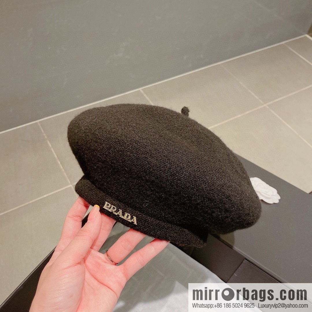 Prada 2022 autumn and winter new beret