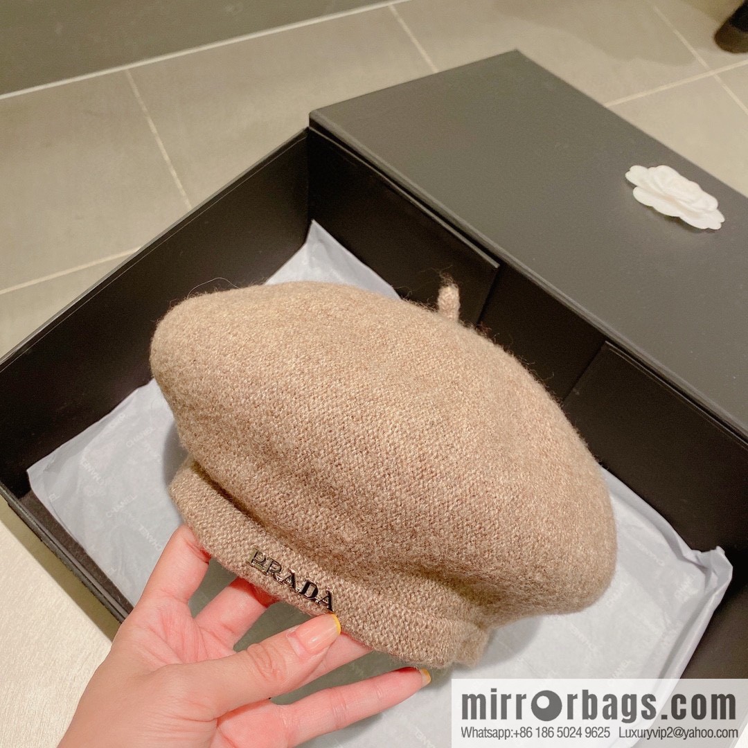 Prada 2022 autumn and winter new beret