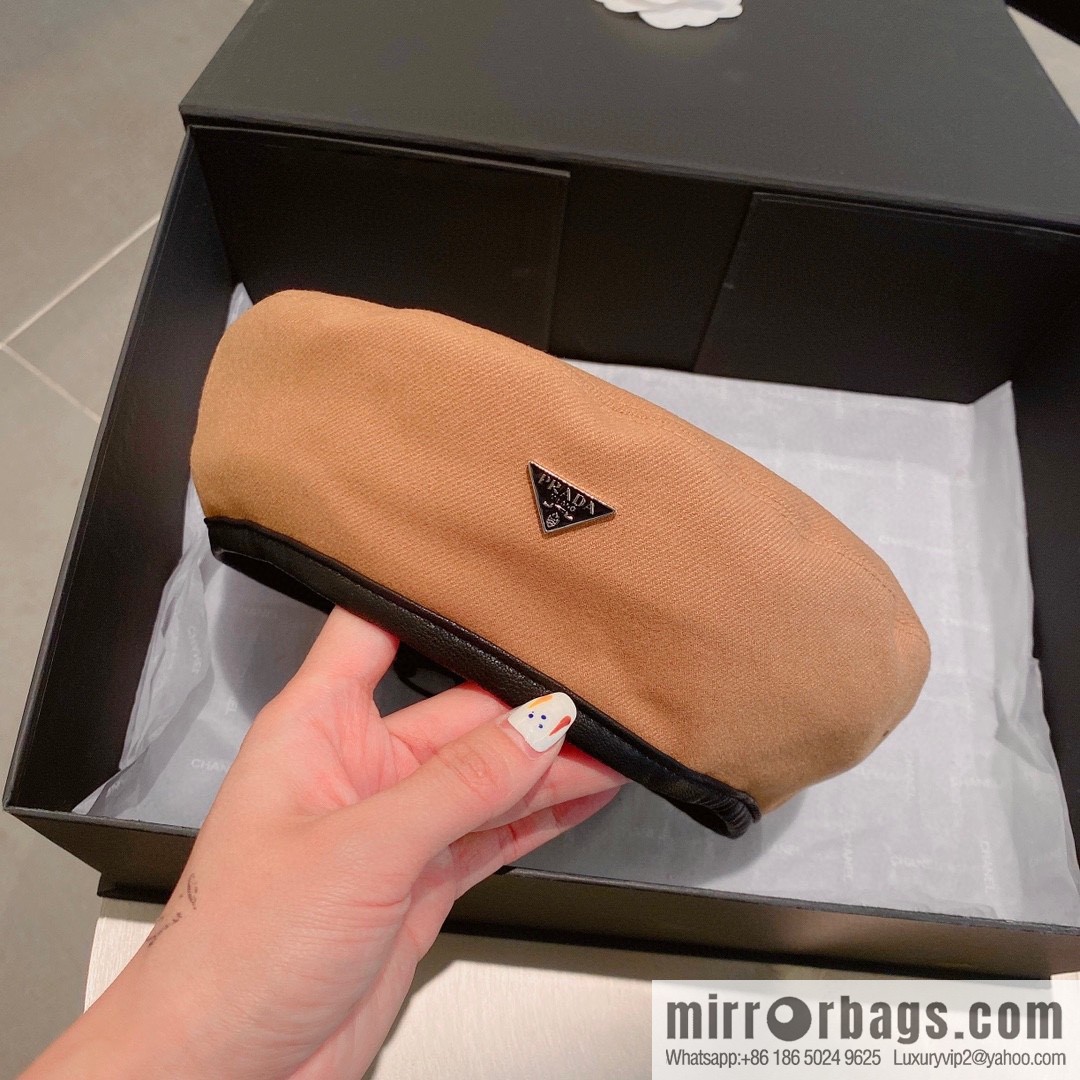 Prada 2022 autumn and winter new wool beret