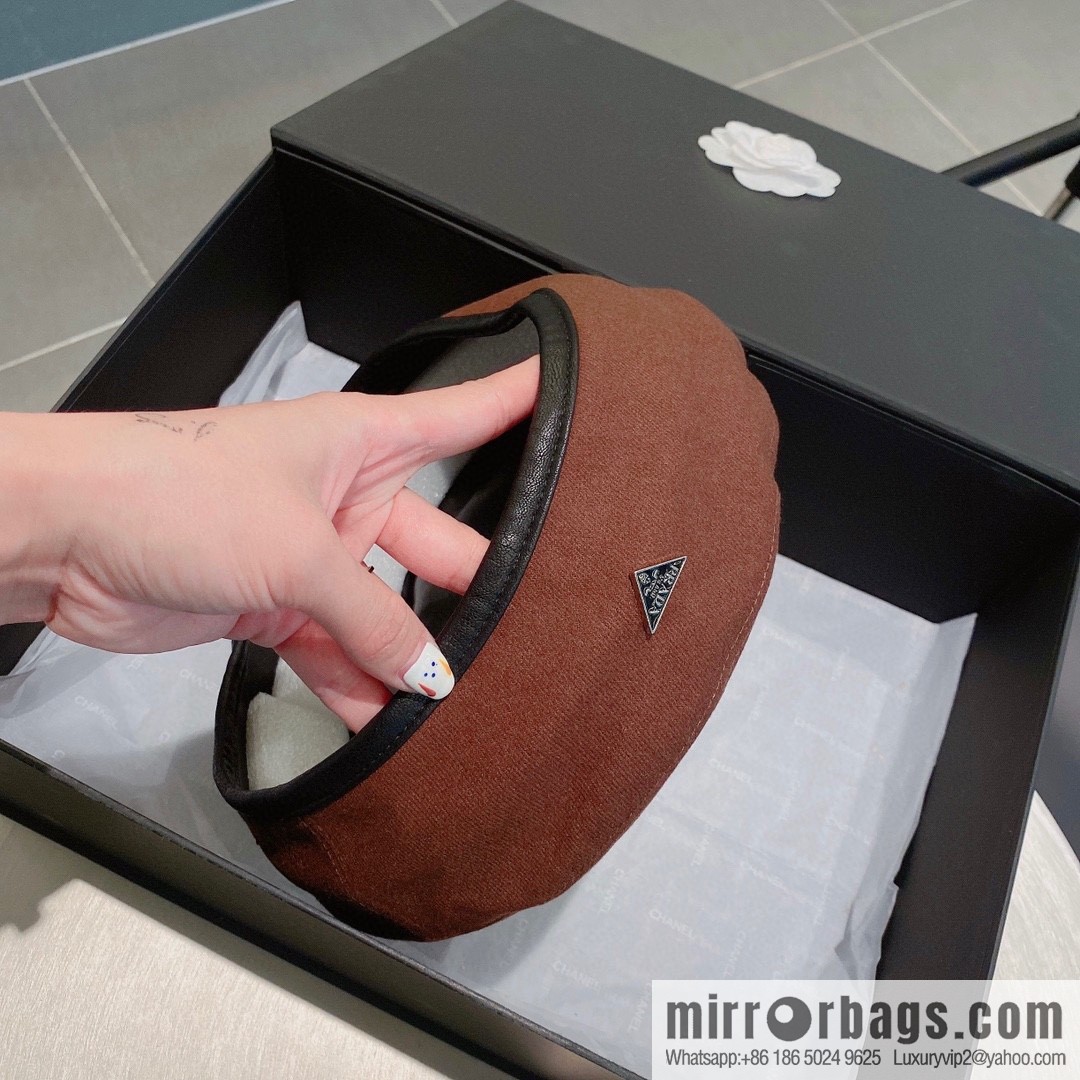 Prada 2022 autumn and winter new wool beret