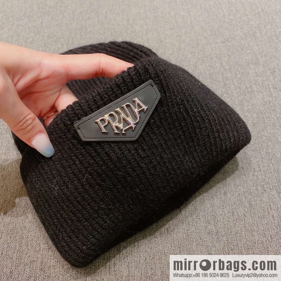 PRADA Knitted wool hat