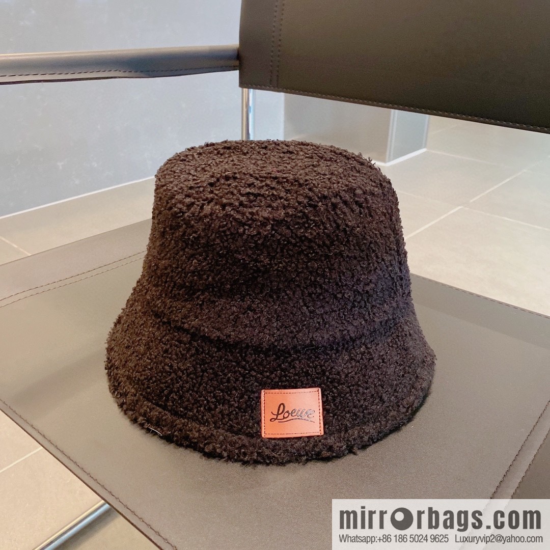 LOEWE 2022 autumn and winter new lamb wool bucket hat
