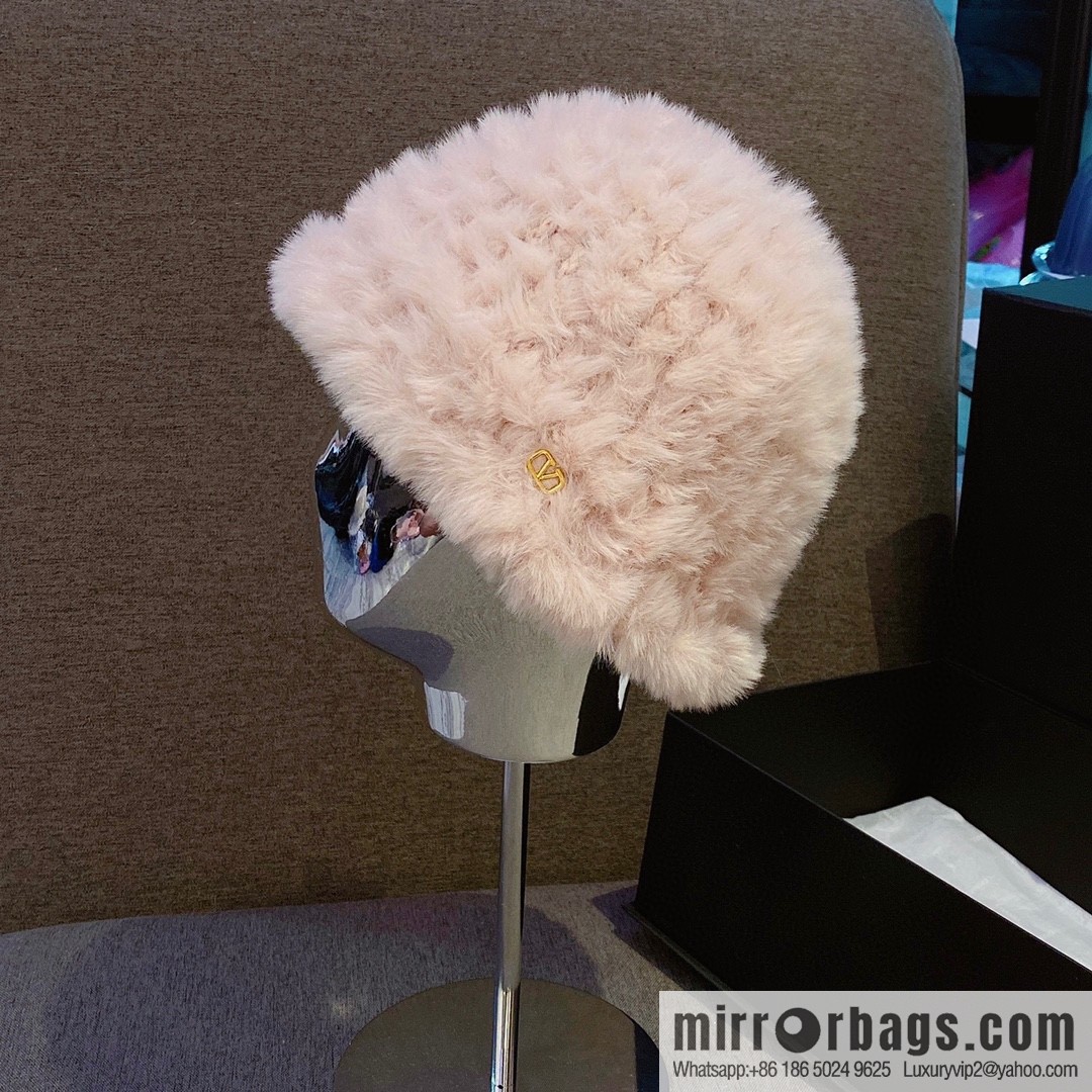 VALENTNNO rabbit fur bucket hat