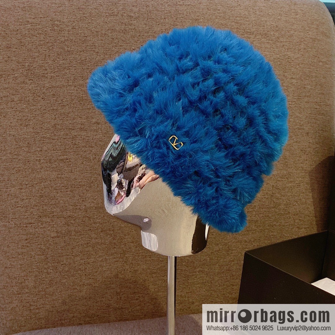 VALENTNNO rabbit fur bucket hat