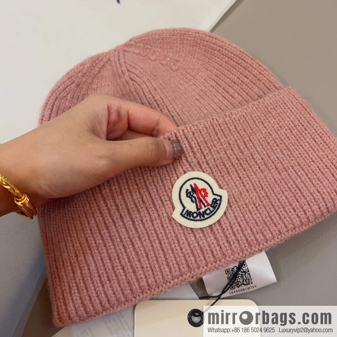 Moncler Color Unisex Knitted Hat