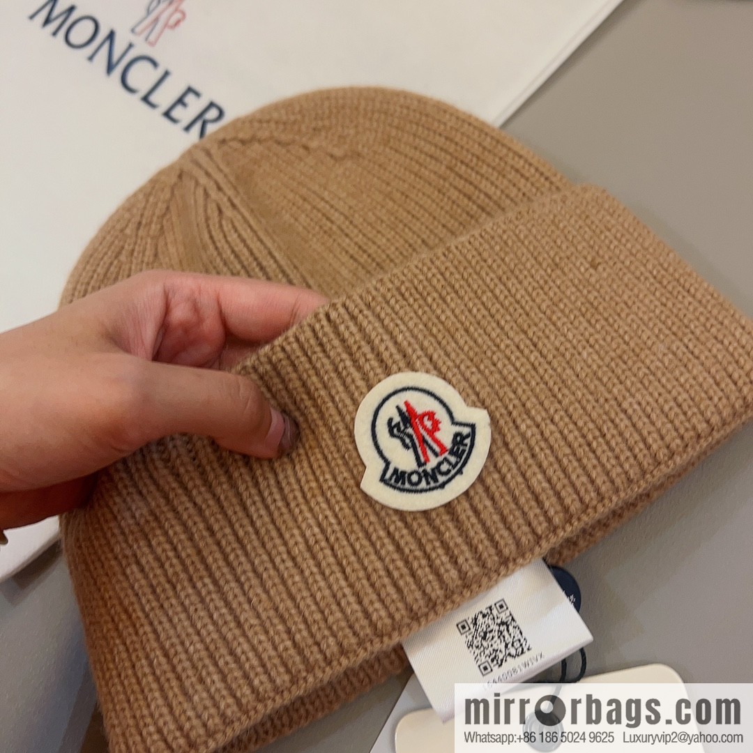 Moncler Color Unisex Knitted Hat