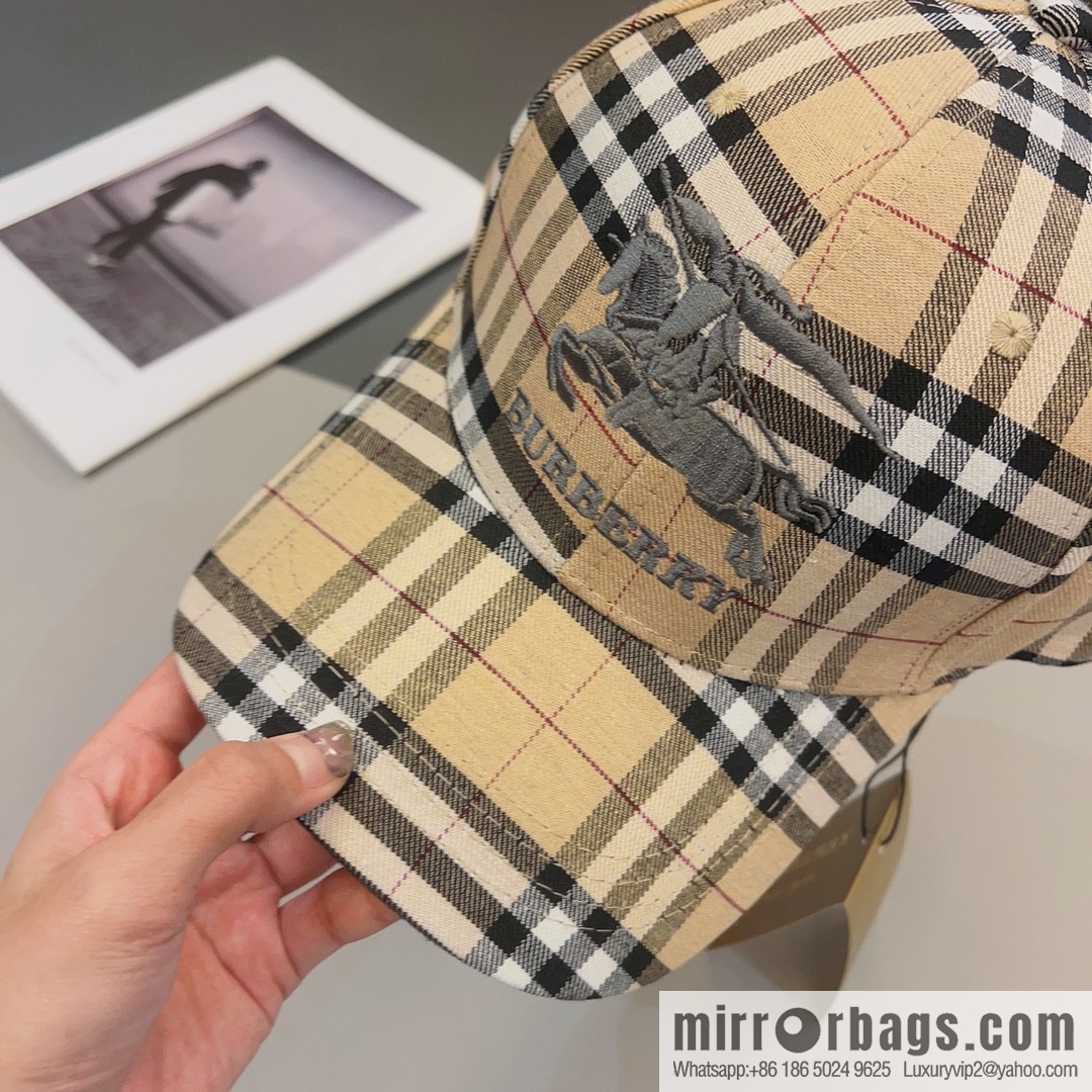 Burberry unisex checked baseball cap