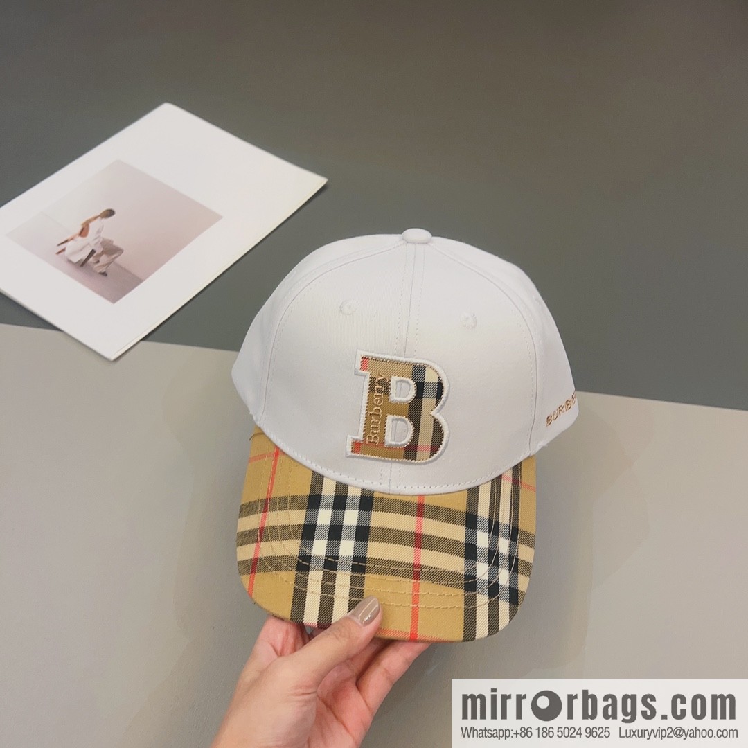 Burberry Classic Plaid Unisex Baseball Cap