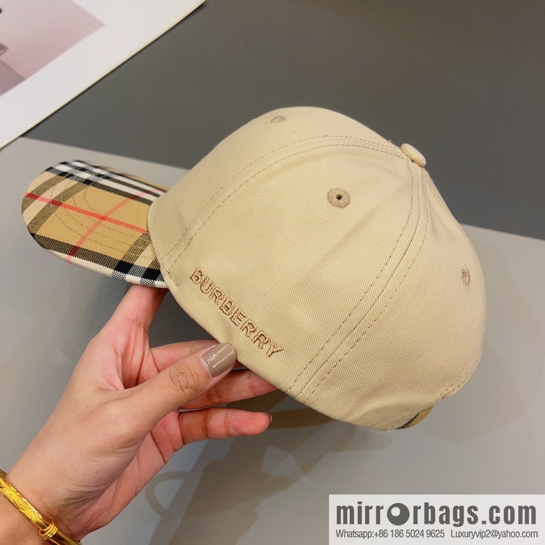Burberry Classic Plaid Unisex Baseball Cap