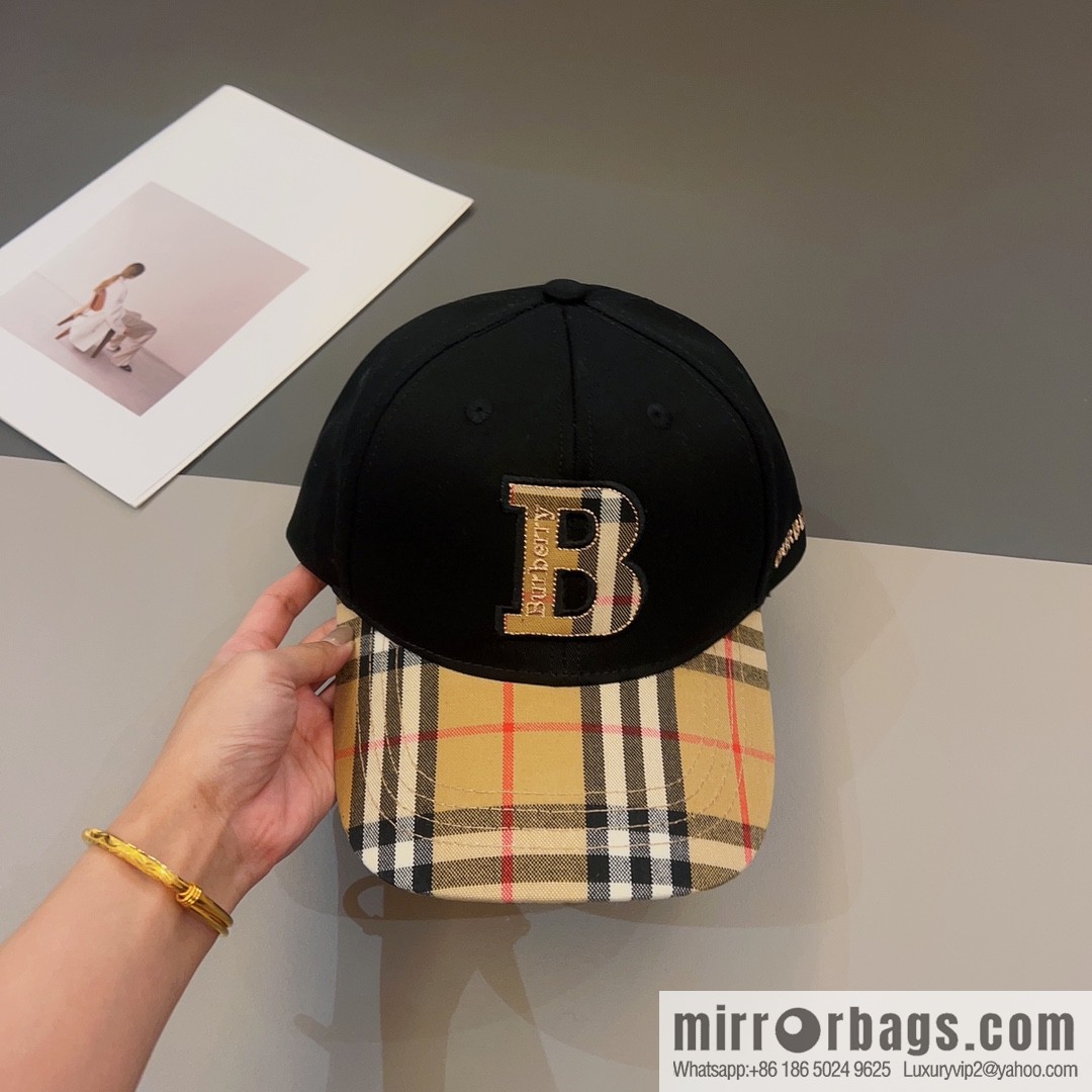 Burberry Classic Plaid Unisex Baseball Cap