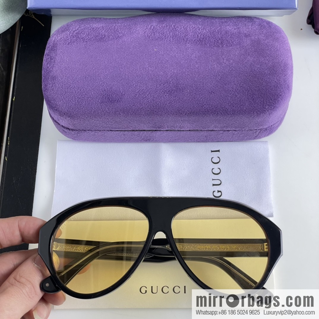 GUCCI Gucci Classic Unisex Sunglasses