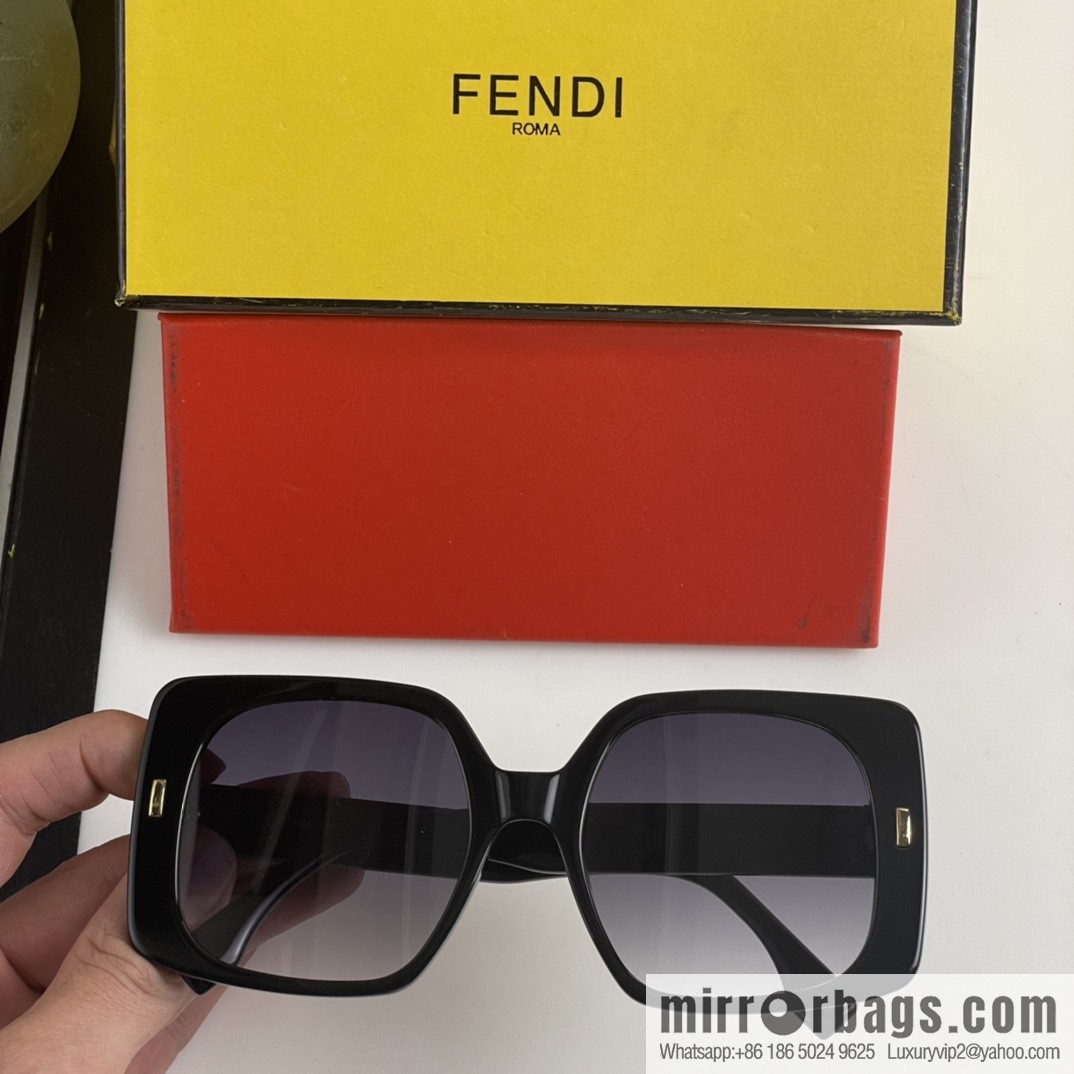 Fendi women's square sunglasses