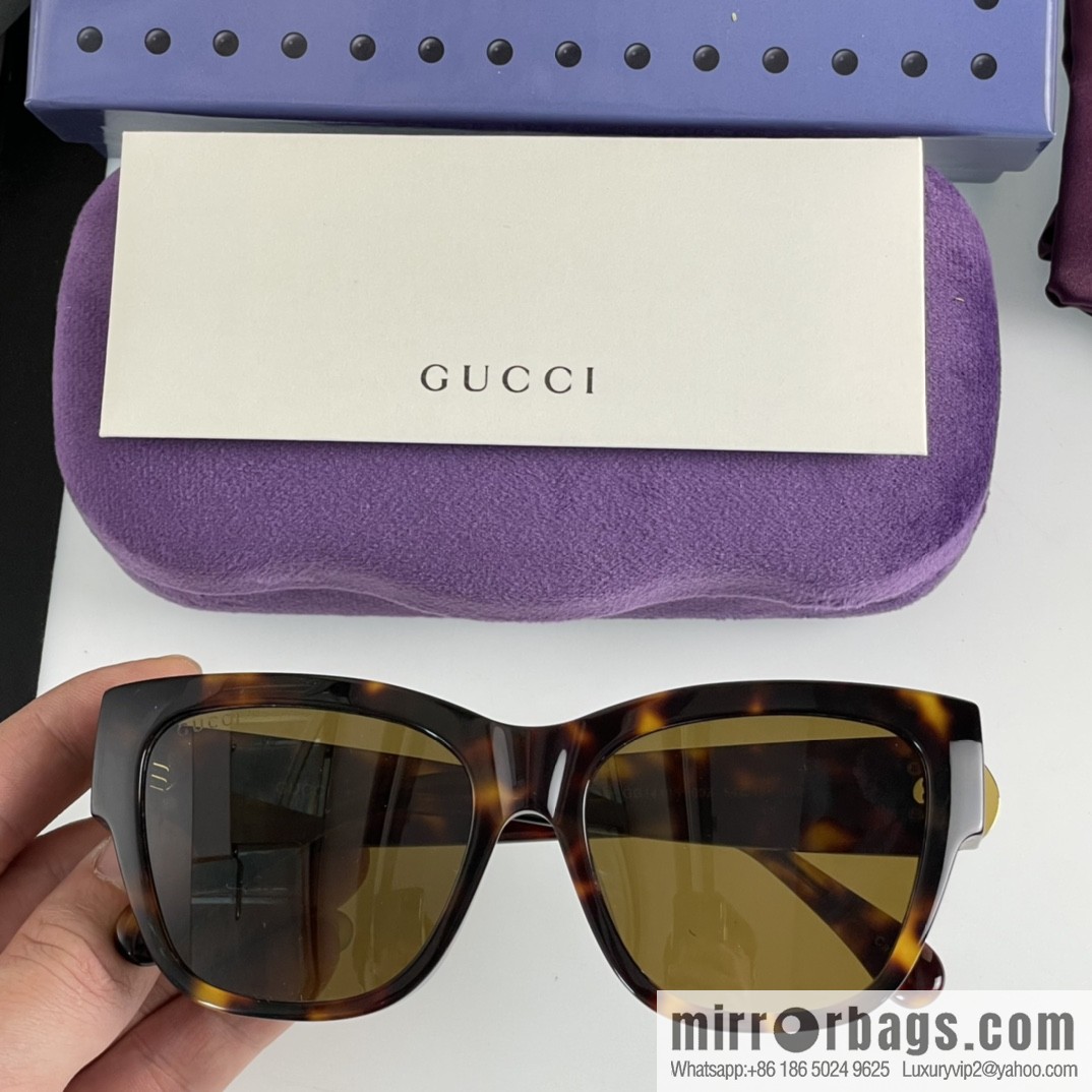 GUCCI Gucci box unisex sunglasses