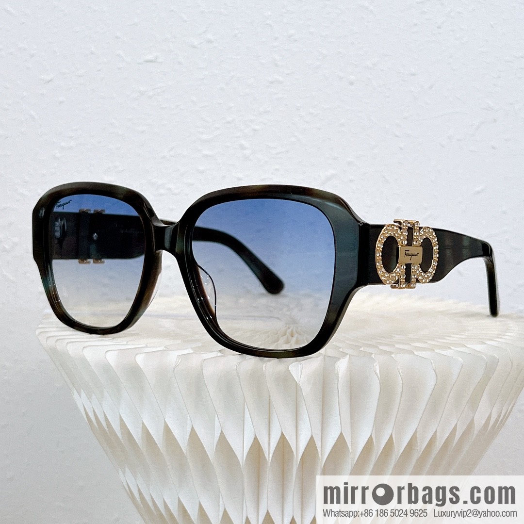 Ferragamo Ladies Sunglasses