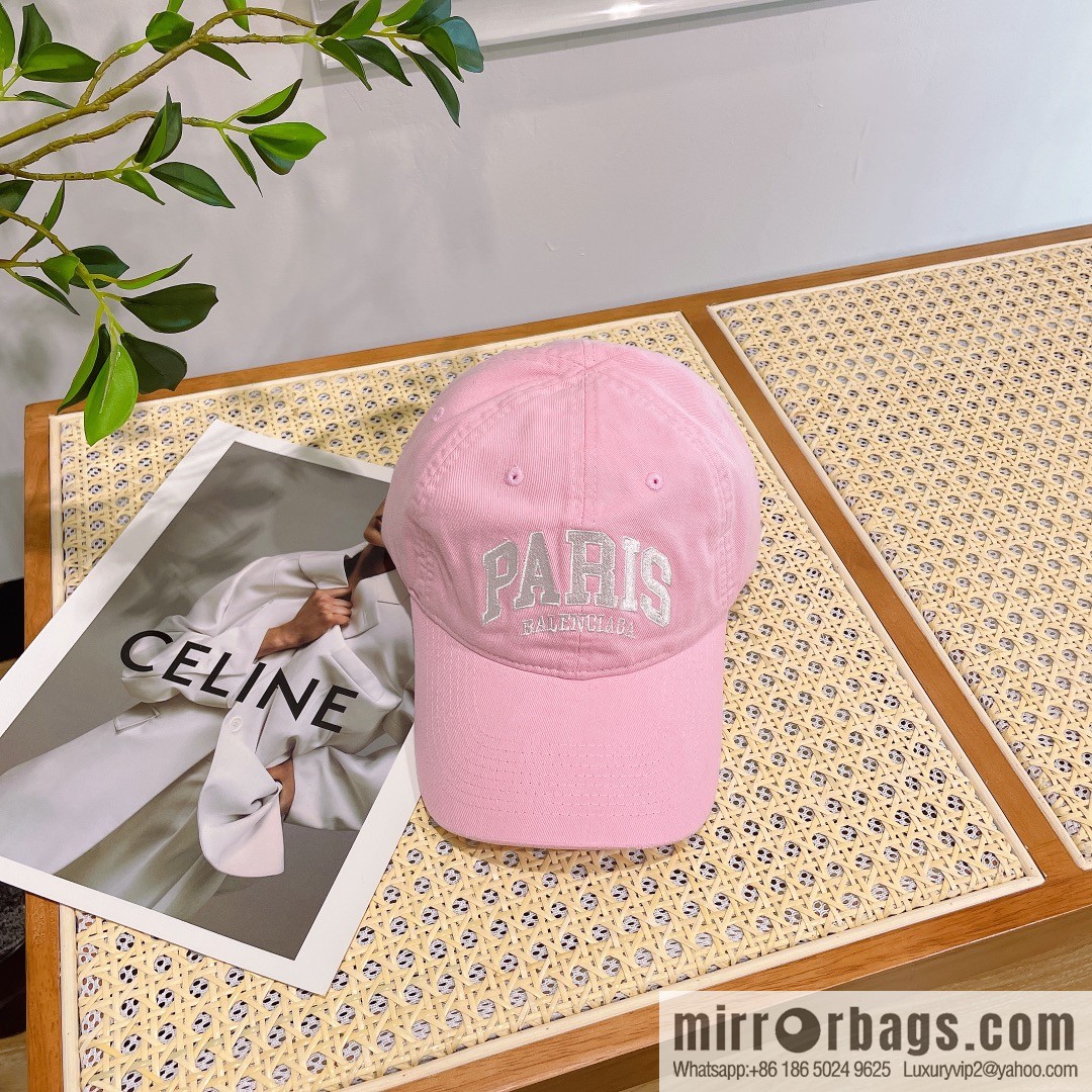 BALENCIAGA Balenciaga's new logo baseball cap