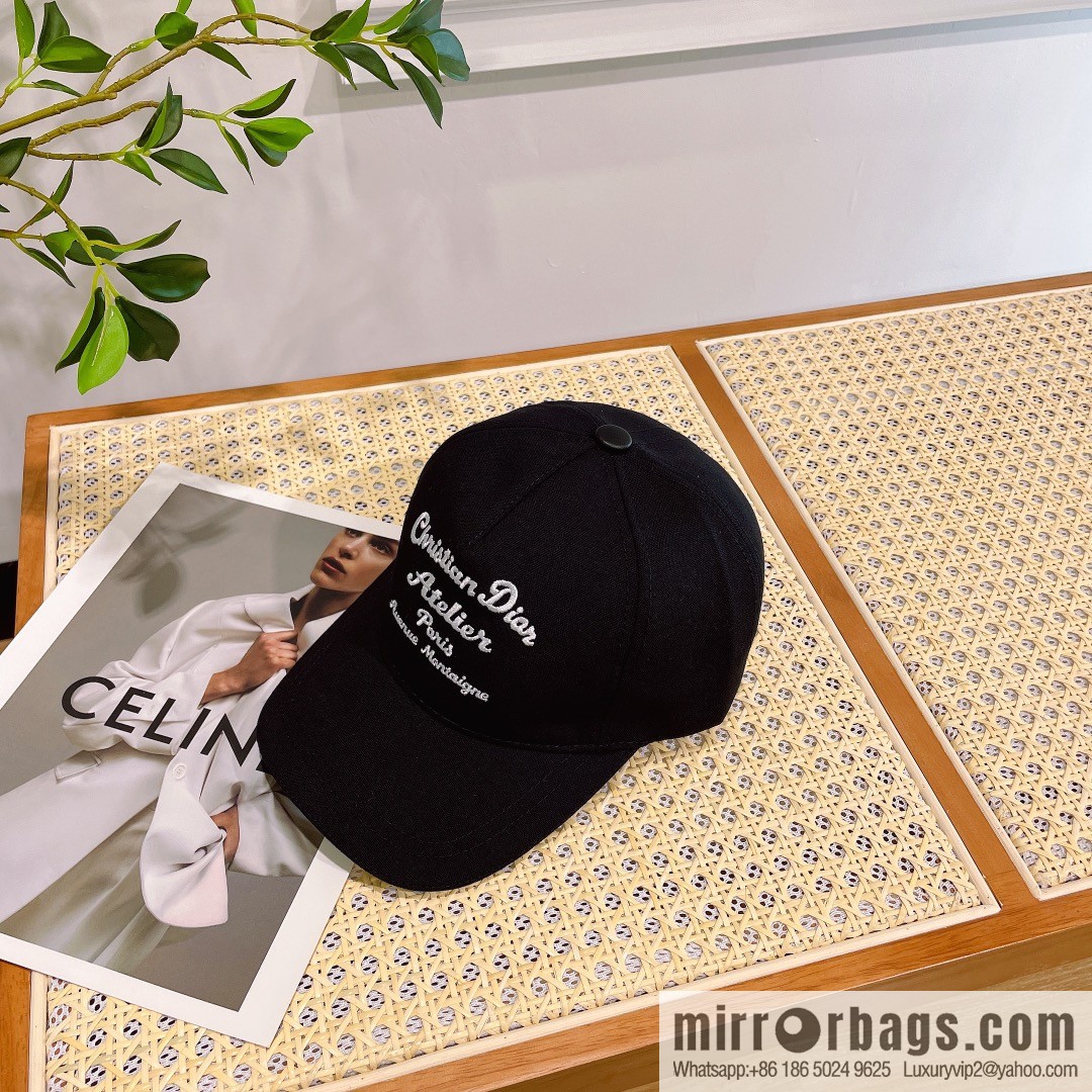 Dior 2023 new walking embroidered baseball cap