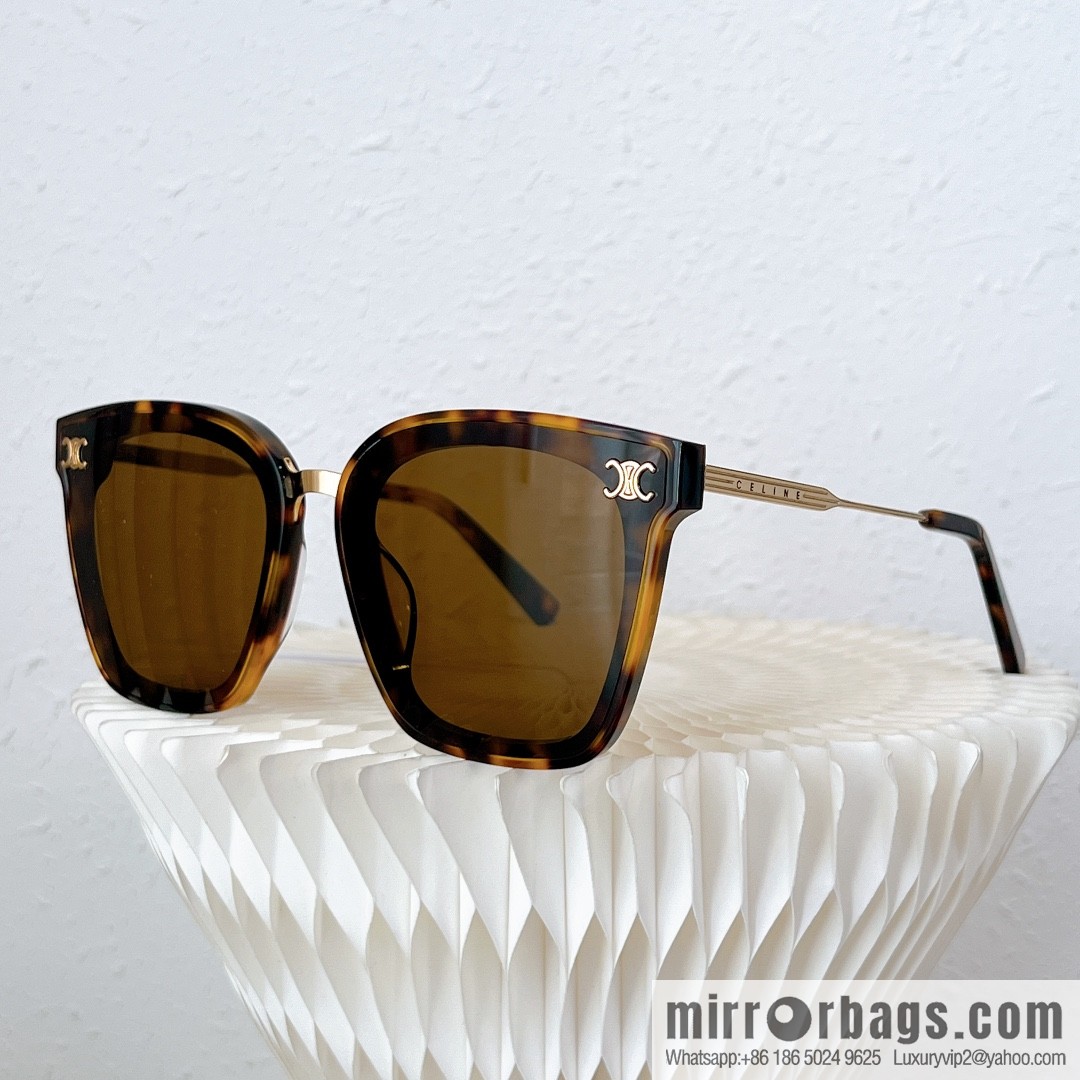 CELINE Celine Arc de Triomphe temple letter logo square sunglasses