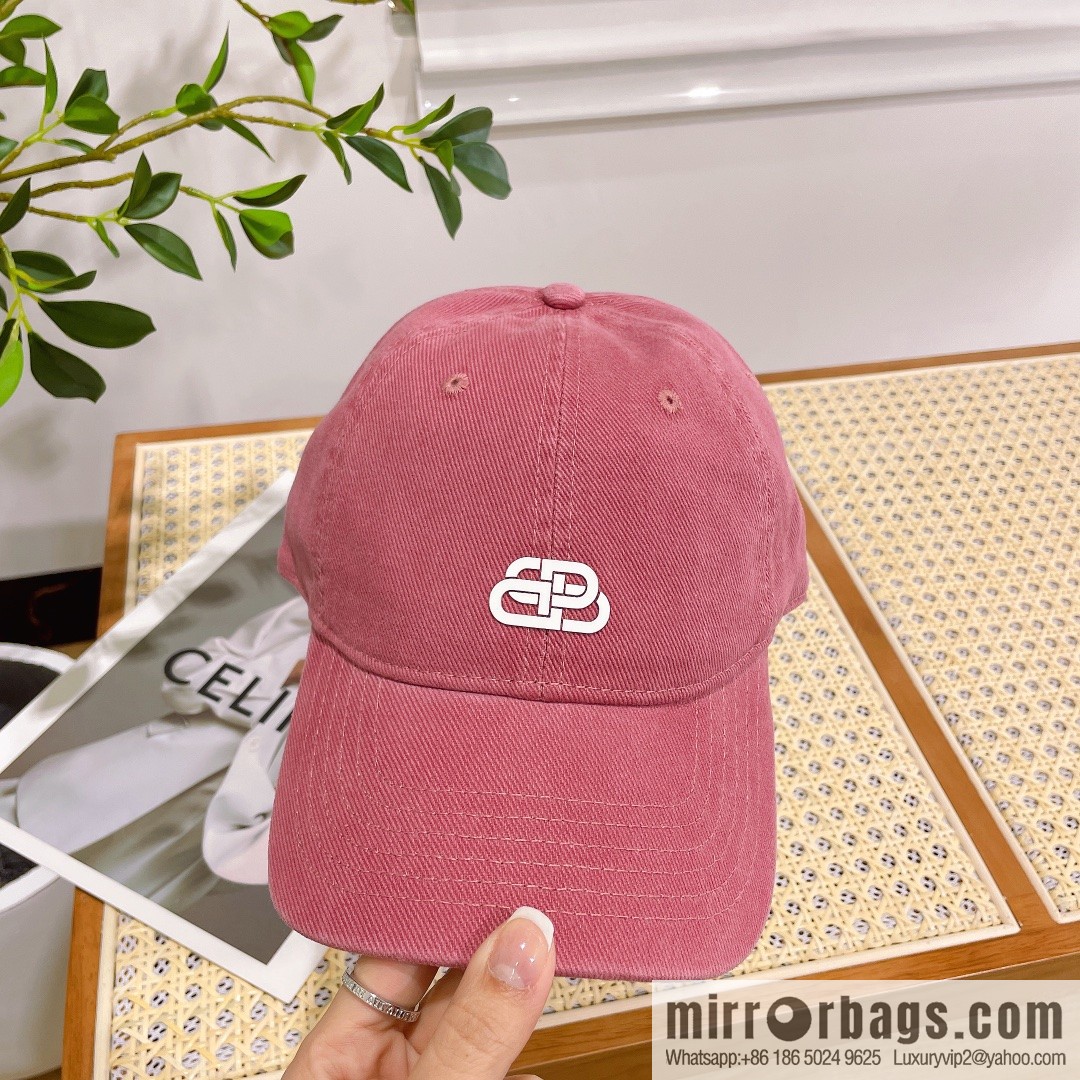 Balenciaga three-dimensional relief unisex baseball cap