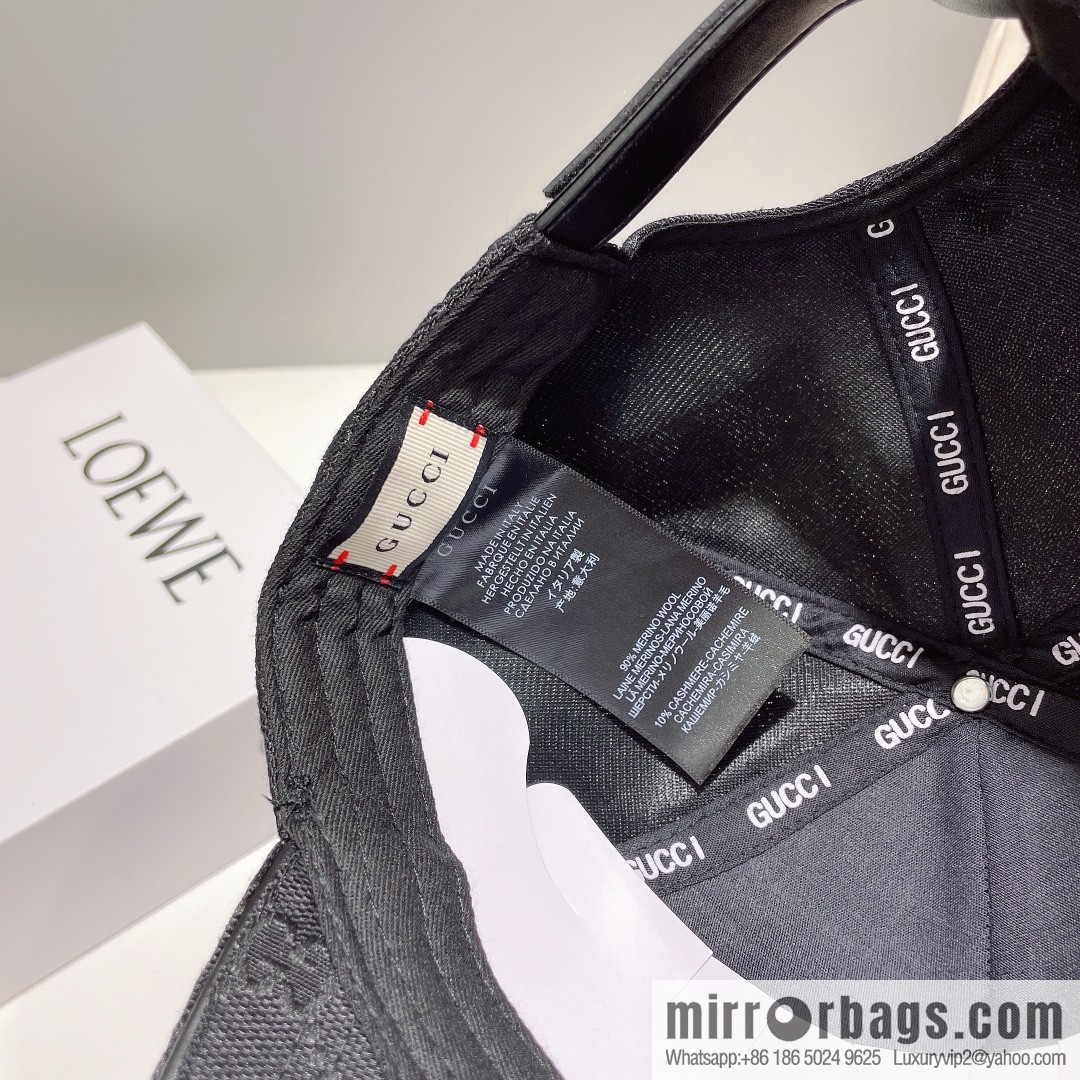 GUCCI Gucci Original Canvas Classic Baseball Cap