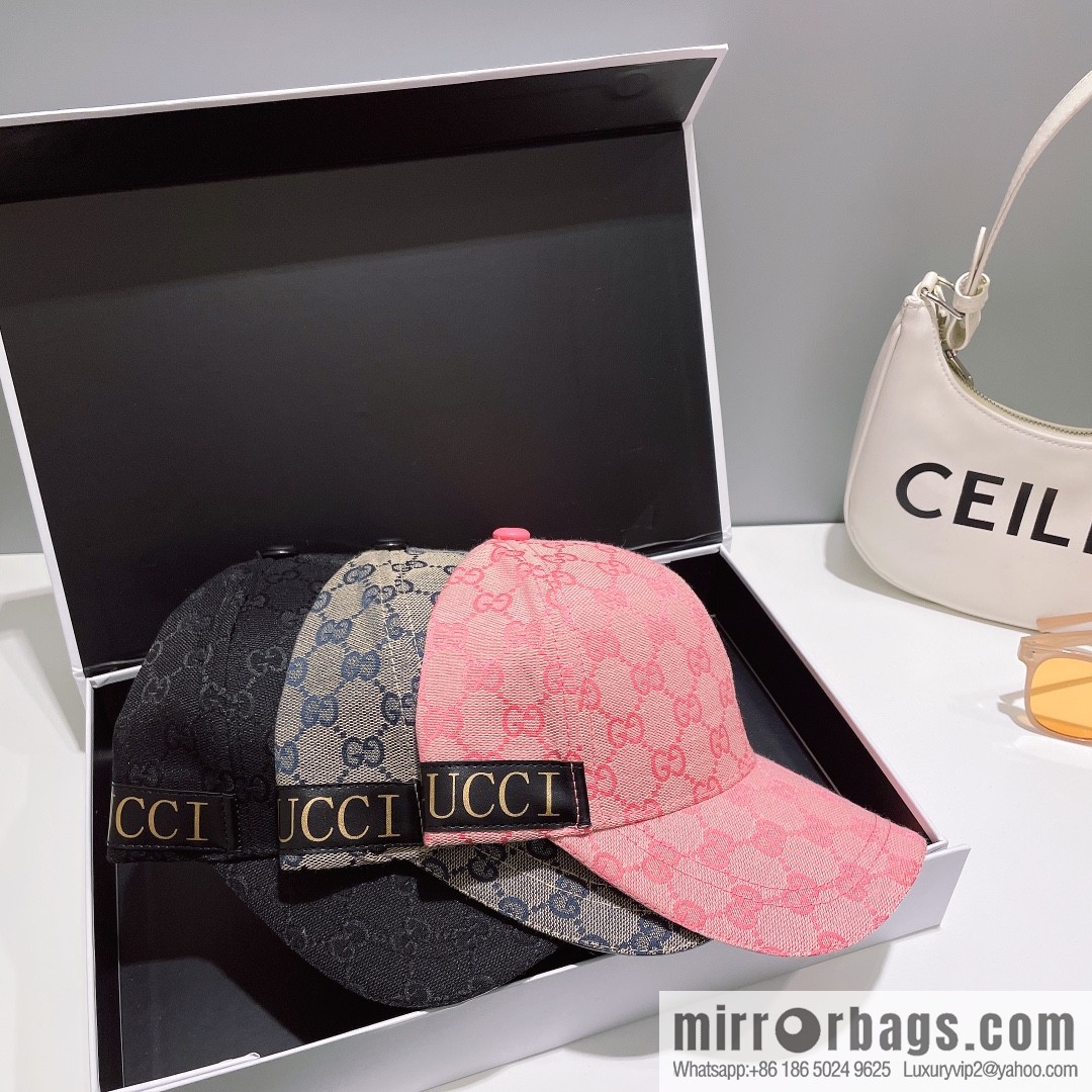 GUCCI Gucci Original Canvas Classic Baseball Cap