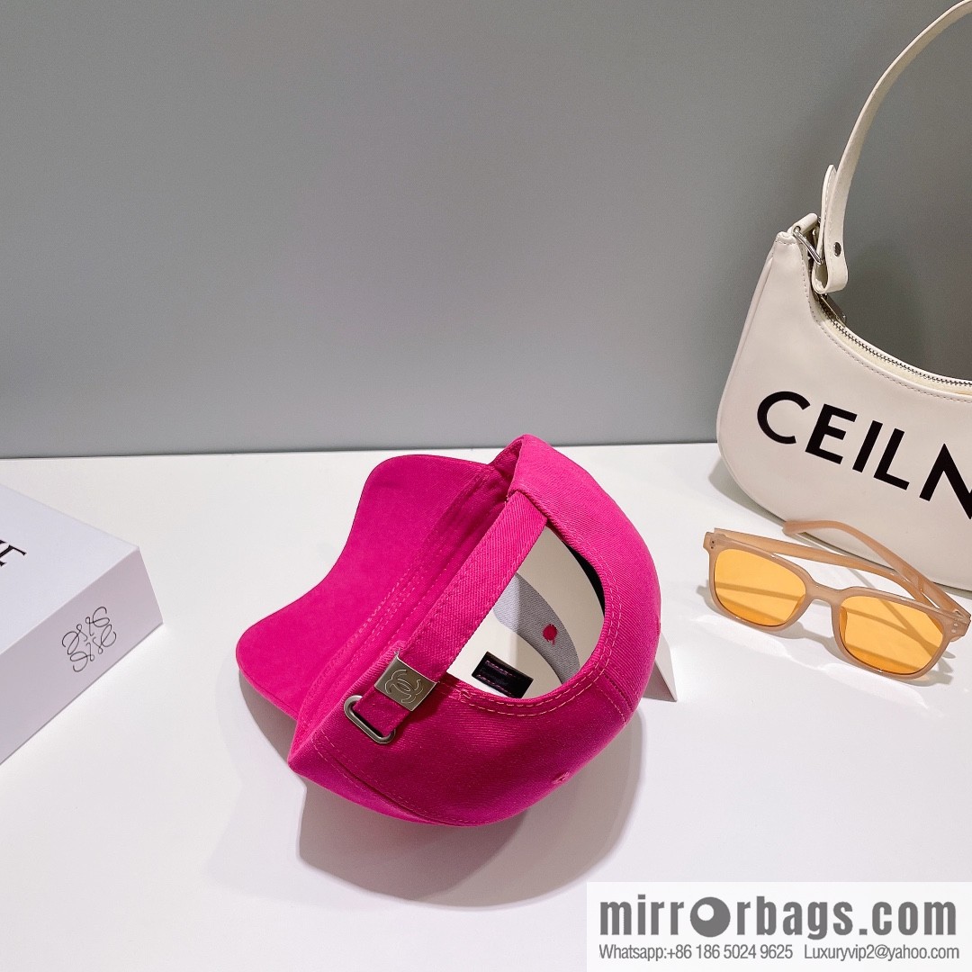 Chanel's new simple embroidered logo baseball cap