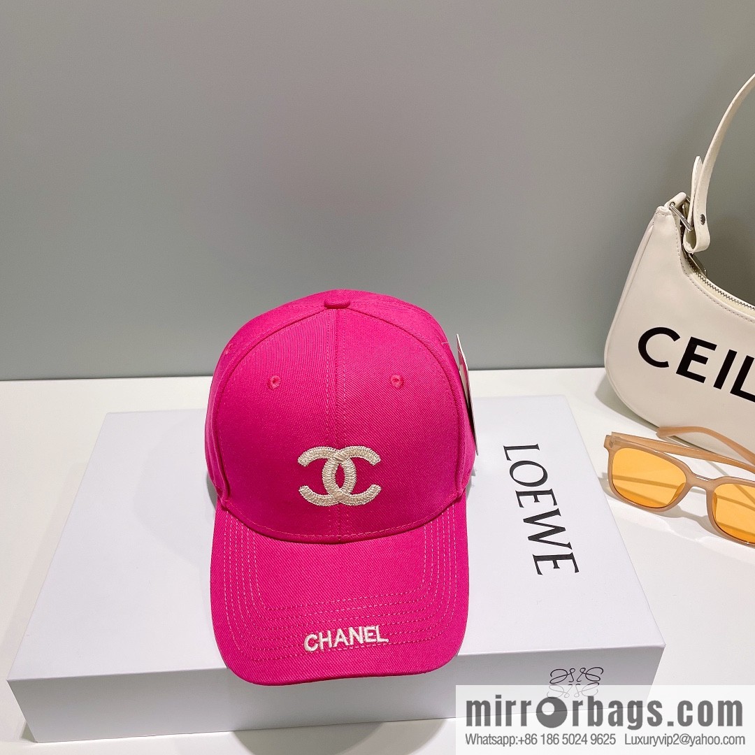 Chanel's new simple embroidered logo baseball cap