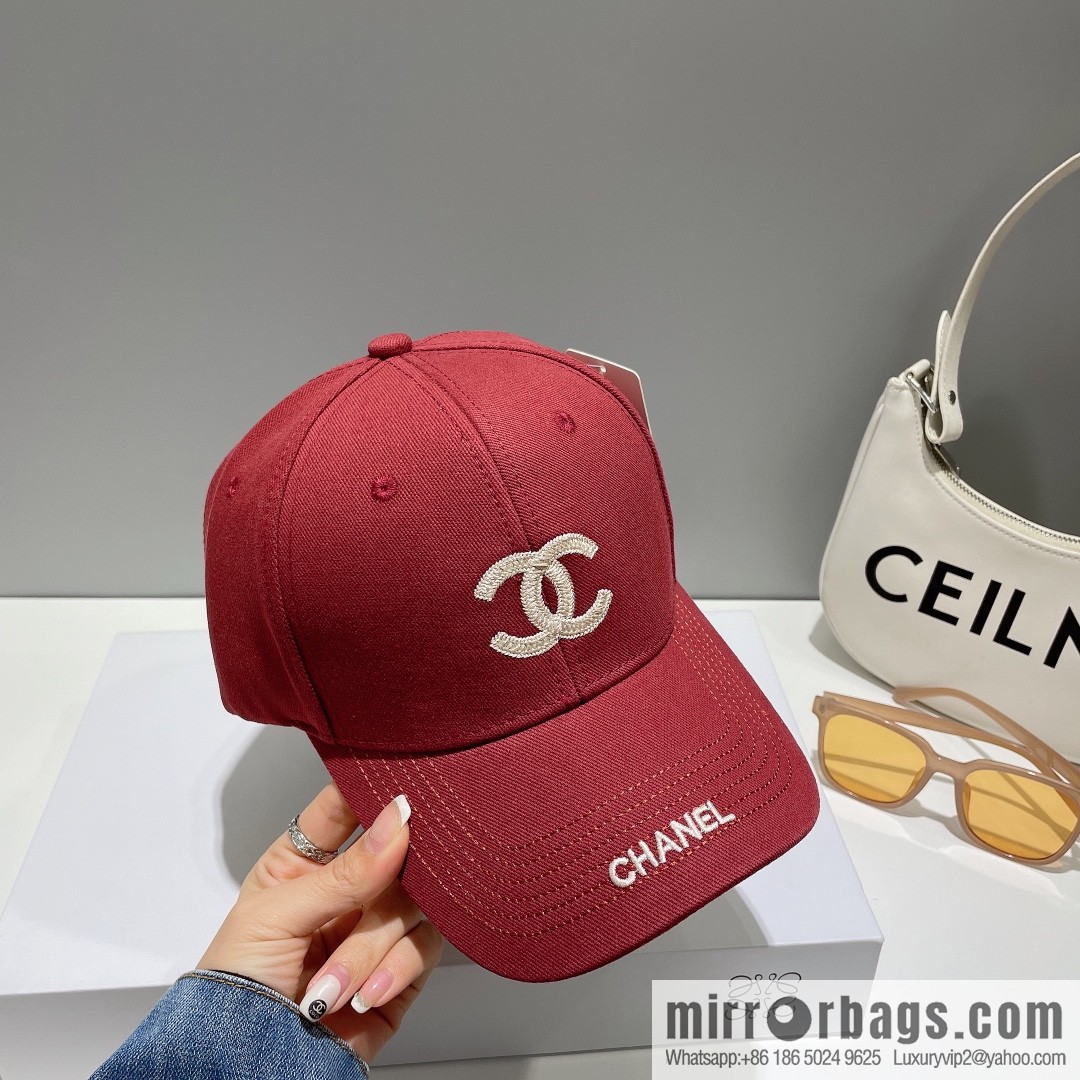 Chanel's new simple embroidered logo baseball cap