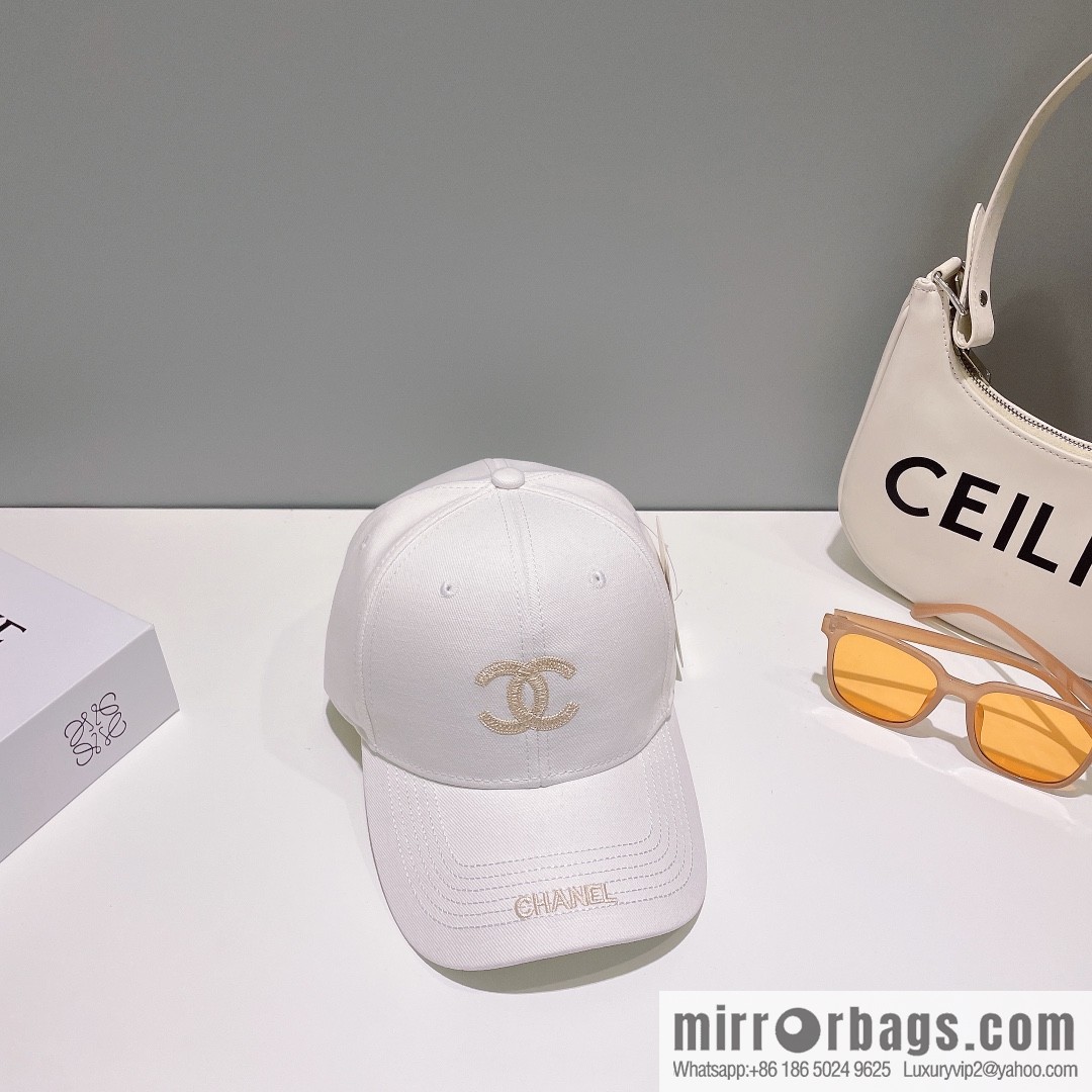 Chanel's new simple embroidered logo baseball cap
