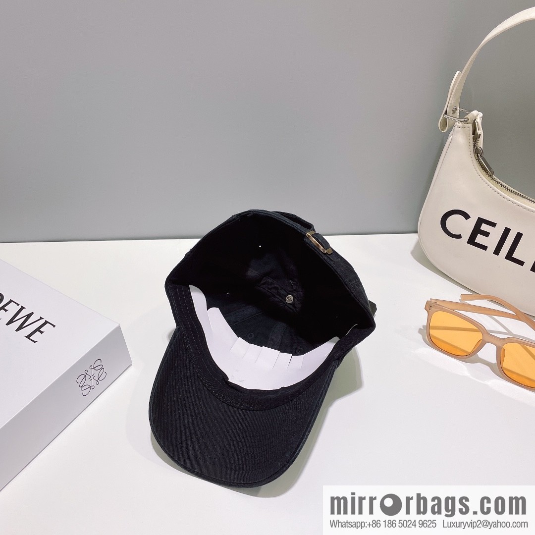 MLB Unisex Baseball Cap