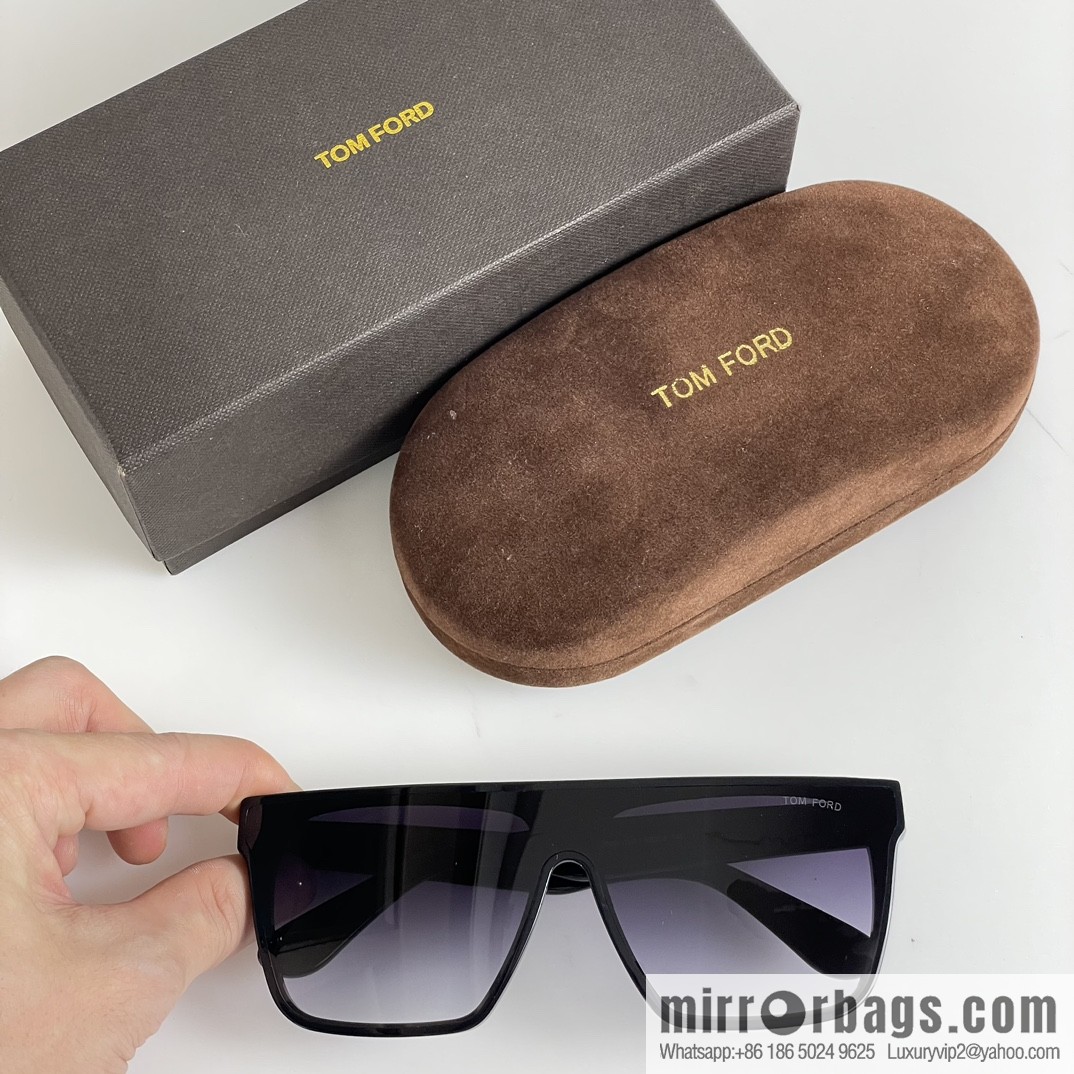TOM FORD Tom Ford Men's and Women's Same Sunglasses