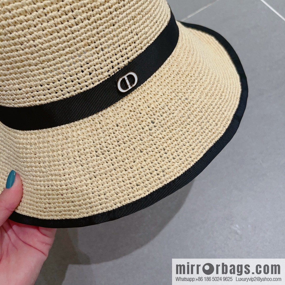 Dior Dior's new Lafite straw hat in summer